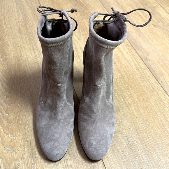 Stuart Weitzman Size 9 Grey Suede Booties - Picture 3 of 3